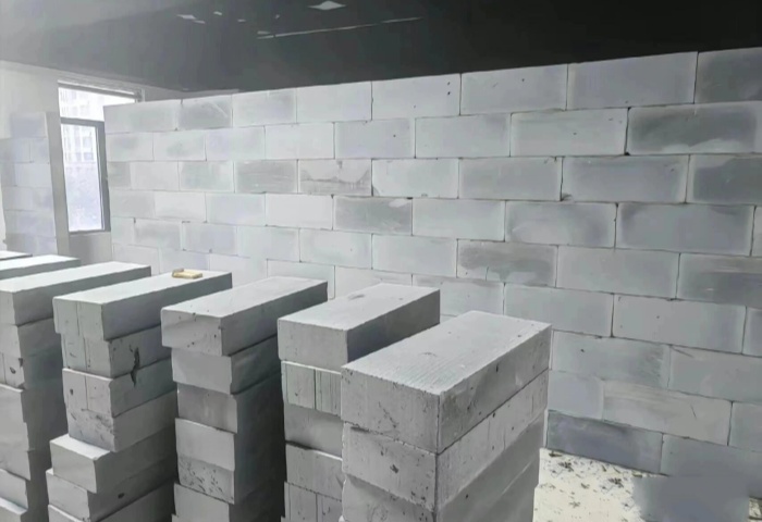 裝修砌墻，輕體磚與紅磚之選 &mdash;&mdash; 青島業(yè)主必看！