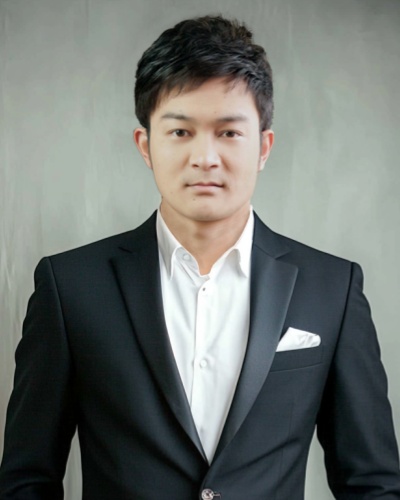 青島設(shè)計師_靳如超